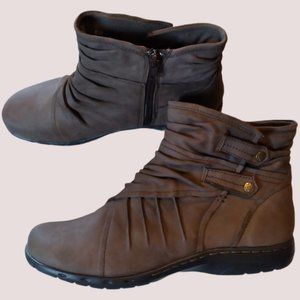 Cobb Hill by New Balance Brown Ankle Boots